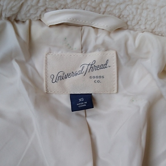 Sherpa Jacket by Universal Thread puffer jacket size s women - Picture 10 of 11